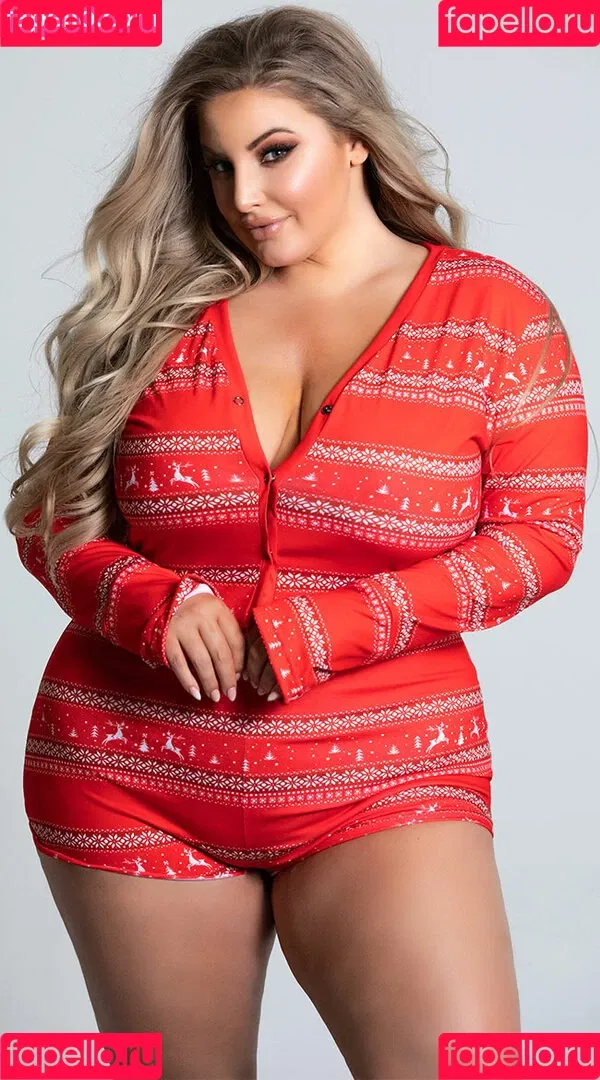 Ashley Alexiss Onlyfans Photo Gallery 