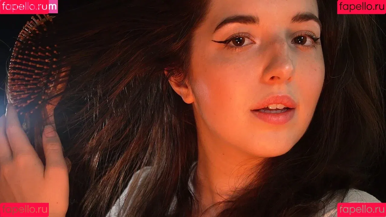 Slight Sounds ASMR Onlyfans Photo Gallery 