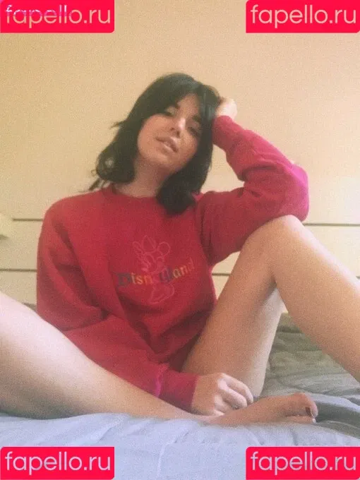 Slight Sounds ASMR Onlyfans Photo Gallery 