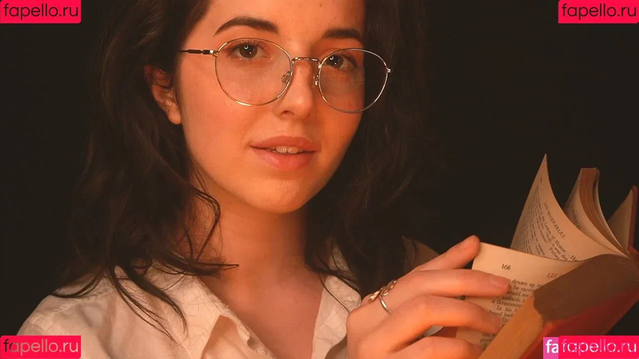 Slight Sounds ASMR Onlyfans Photo Gallery 