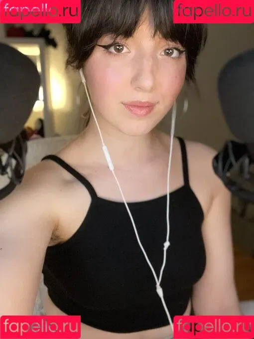 Slight Sounds ASMR Onlyfans Photo Gallery 