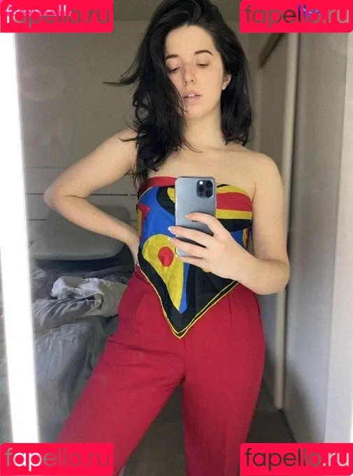 Slight Sounds ASMR Onlyfans Photo Gallery 
