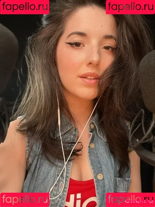 Slight Sounds ASMR Onlyfans Photo Gallery 