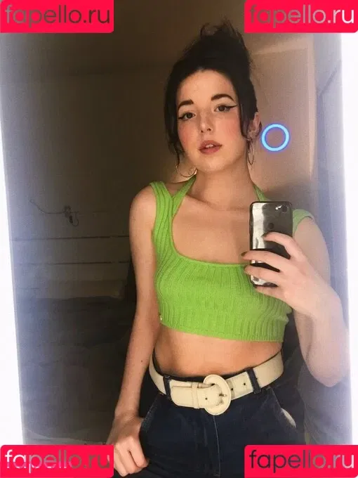 Slight Sounds ASMR Onlyfans Photo Gallery 