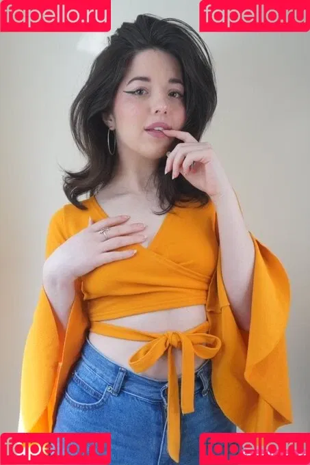 Slight Sounds ASMR Onlyfans Photo Gallery 