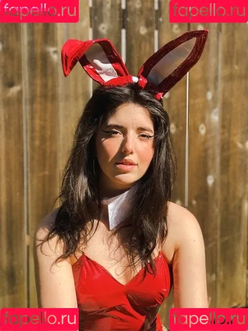 Slight Sounds ASMR Onlyfans Photo Gallery 