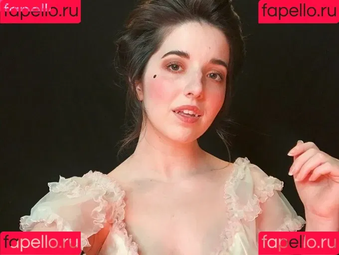 Slight Sounds ASMR Onlyfans Photo Gallery 