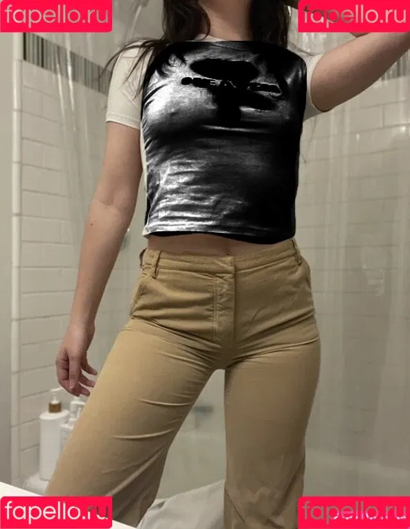 Slight Sounds ASMR Onlyfans Photo Gallery 