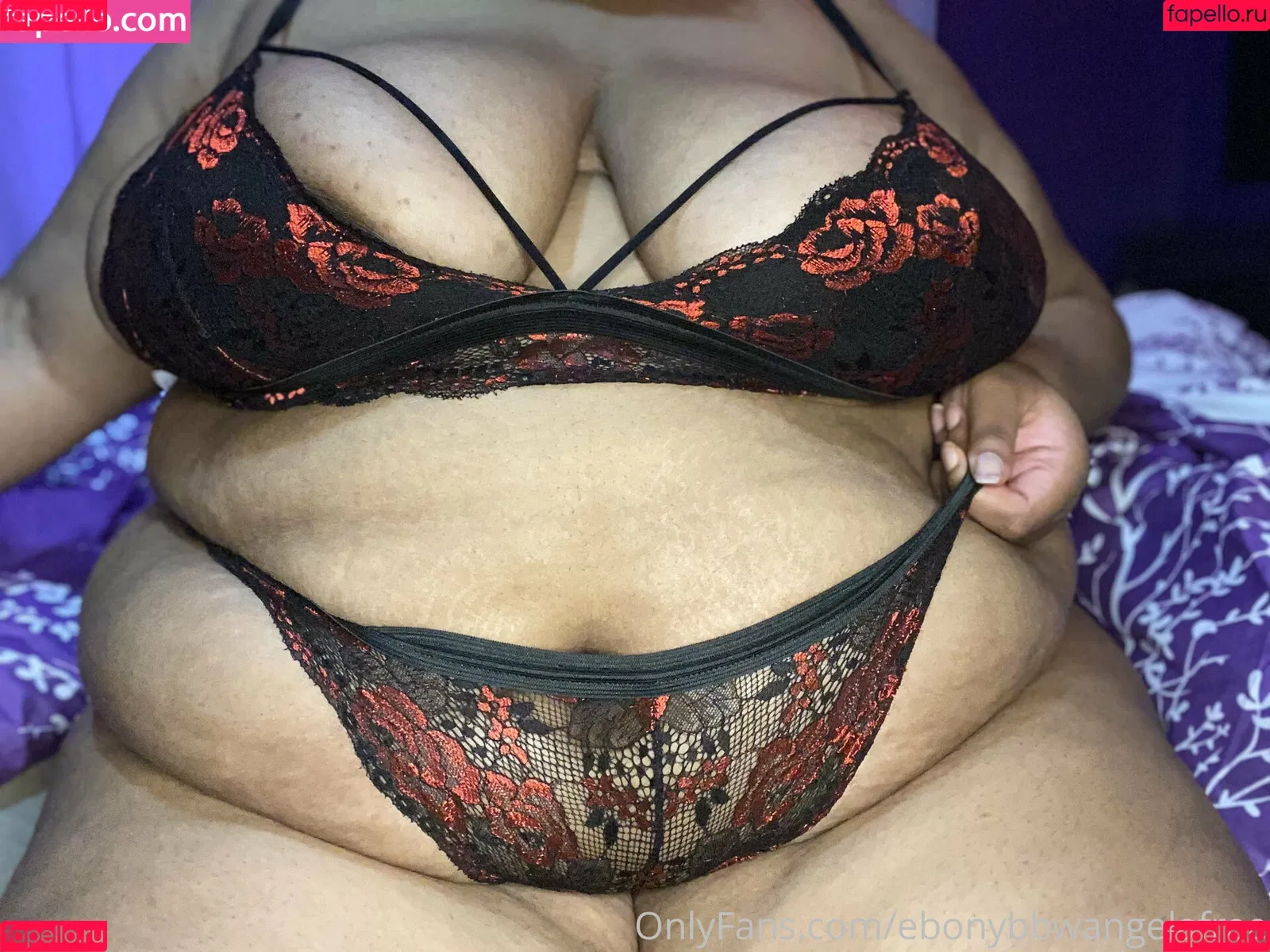 ebonybbwangelafree Onlyfans Photo Gallery 