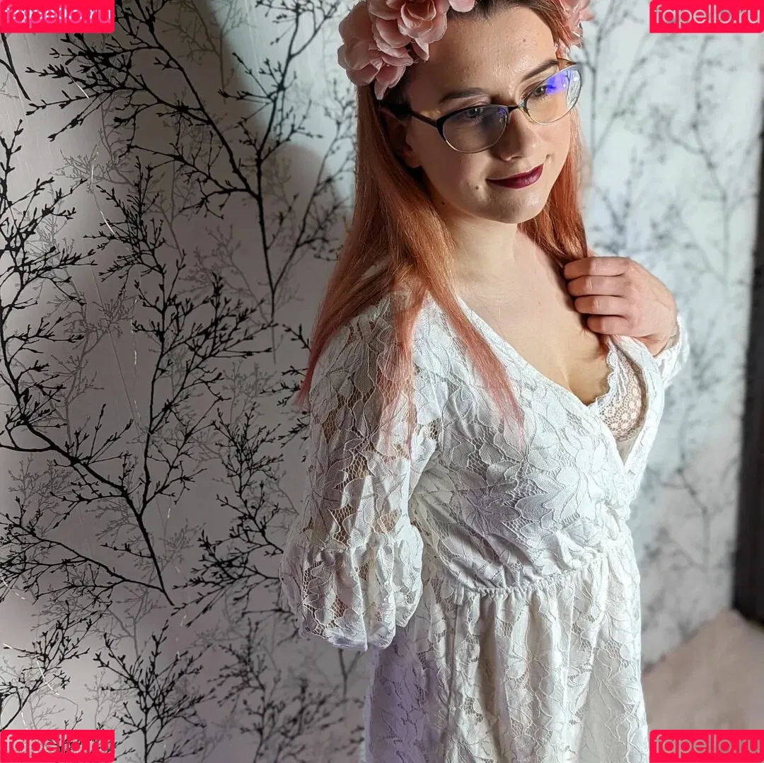 delimbre Onlyfans Photo Gallery 