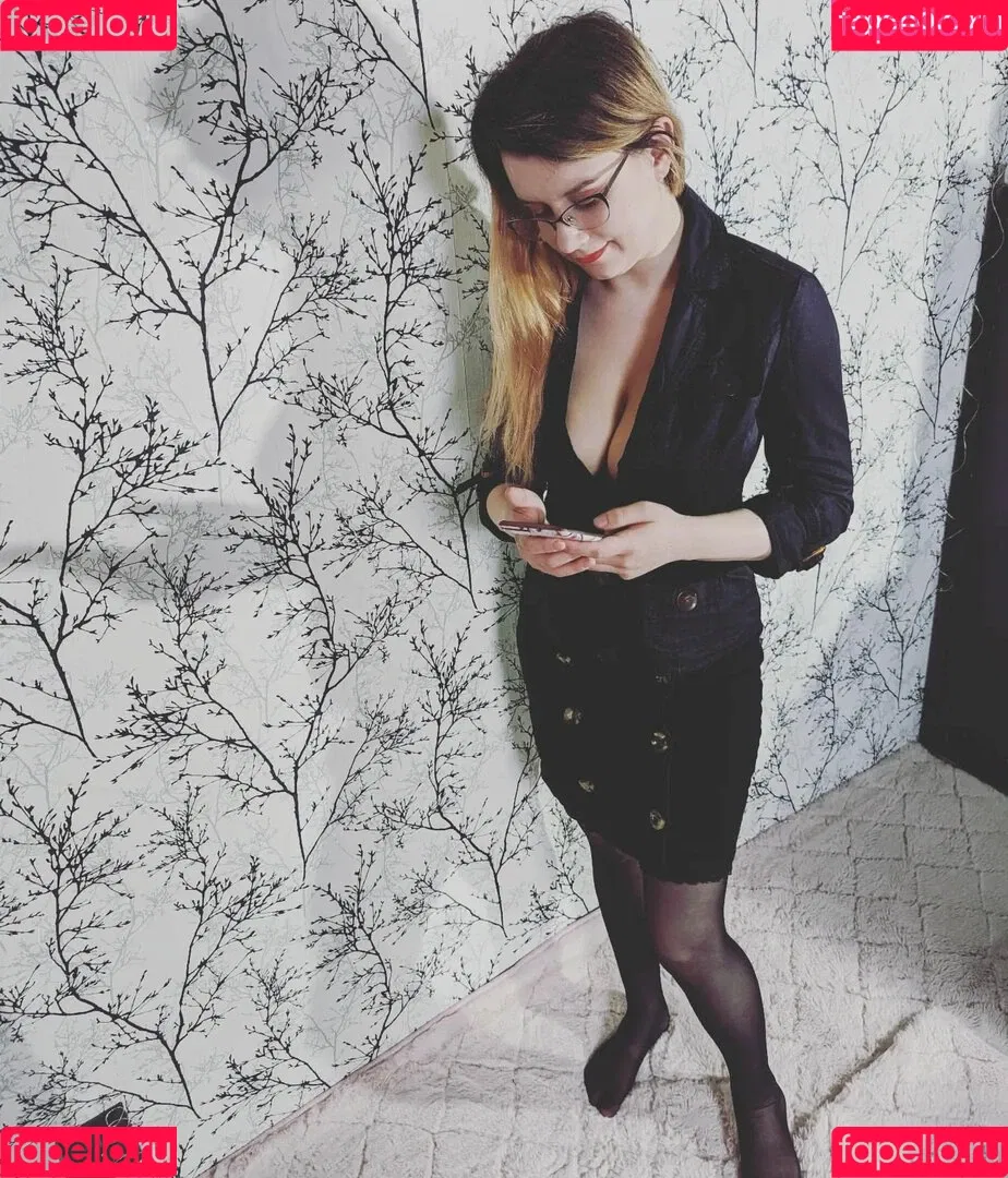 delimbre Onlyfans Photo Gallery 