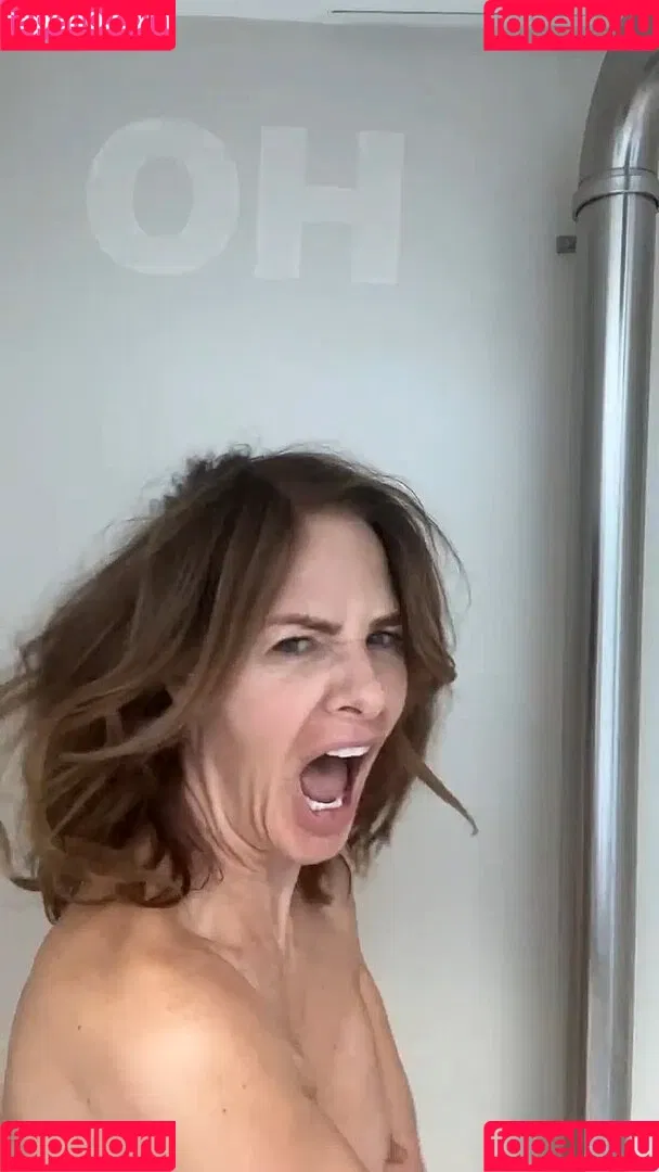 Trinny Woodall Onlyfans Photo Gallery 