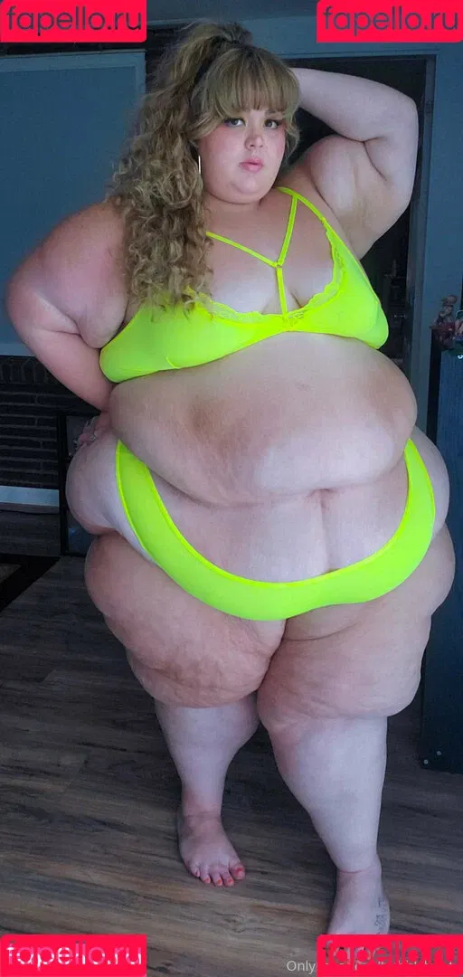 bubblybooty Onlyfans Photo Gallery 