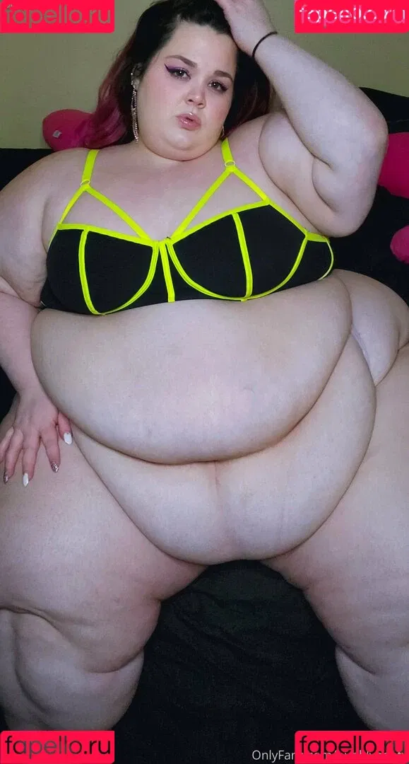 bubblybooty Onlyfans Photo Gallery 