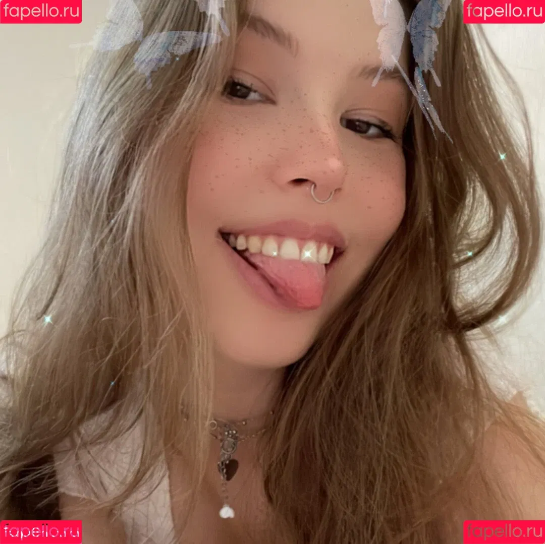 Emily Asmr Onlyfans Photo Gallery 