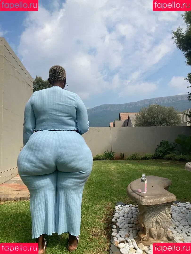 South African Thick Onlyfans Photo Gallery 