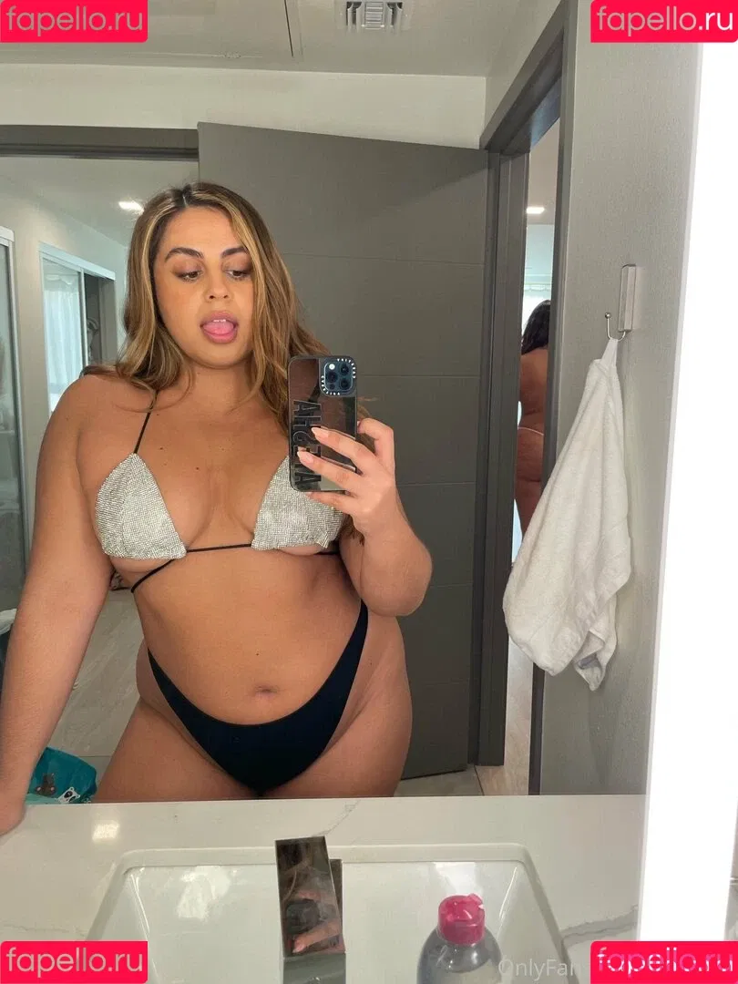 ayeshax Onlyfans Photo Gallery 