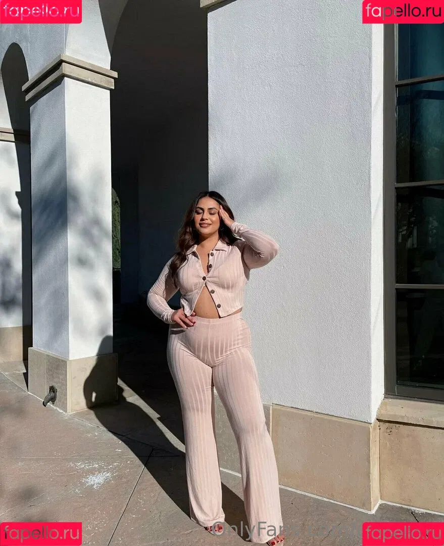 ayeshax Onlyfans Photo Gallery 