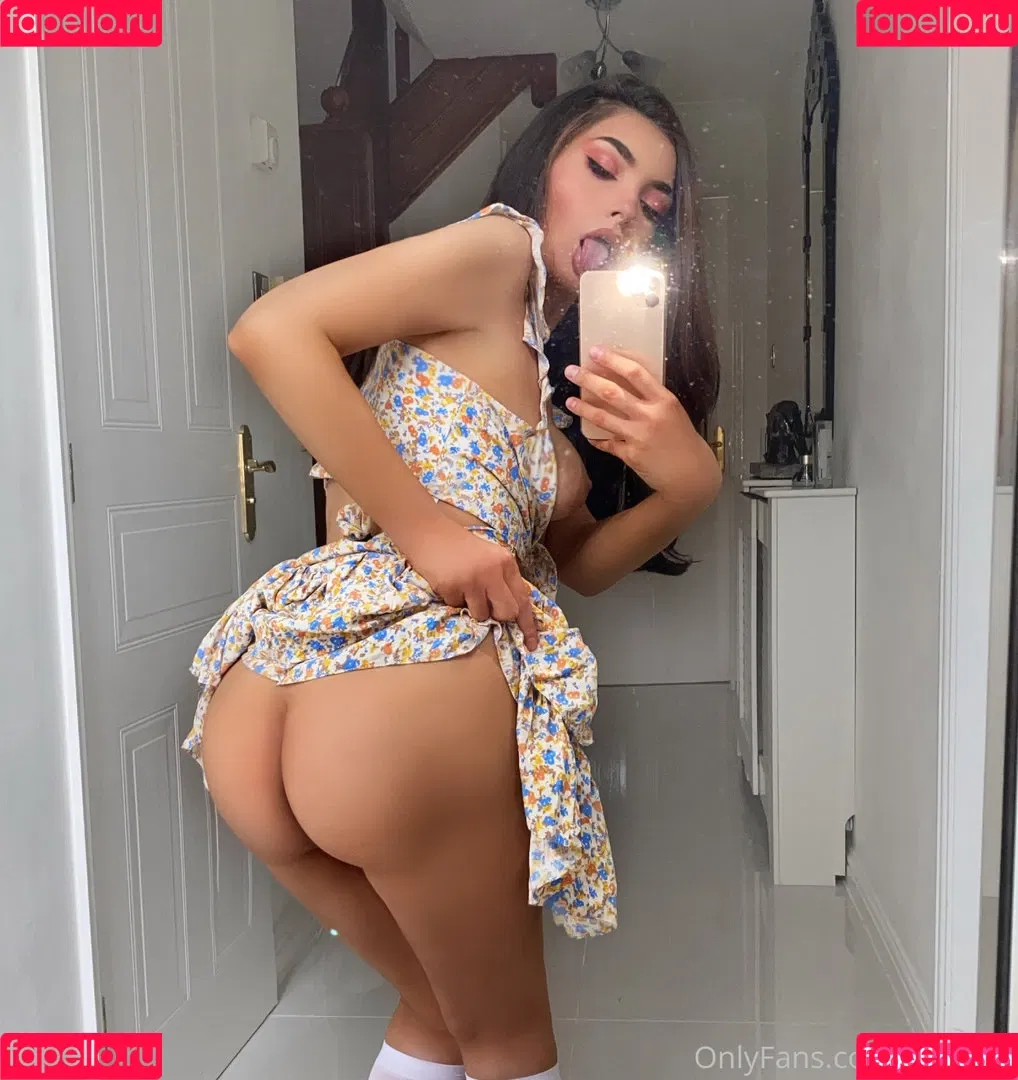 Peaboo Onlyfans Photo Gallery 