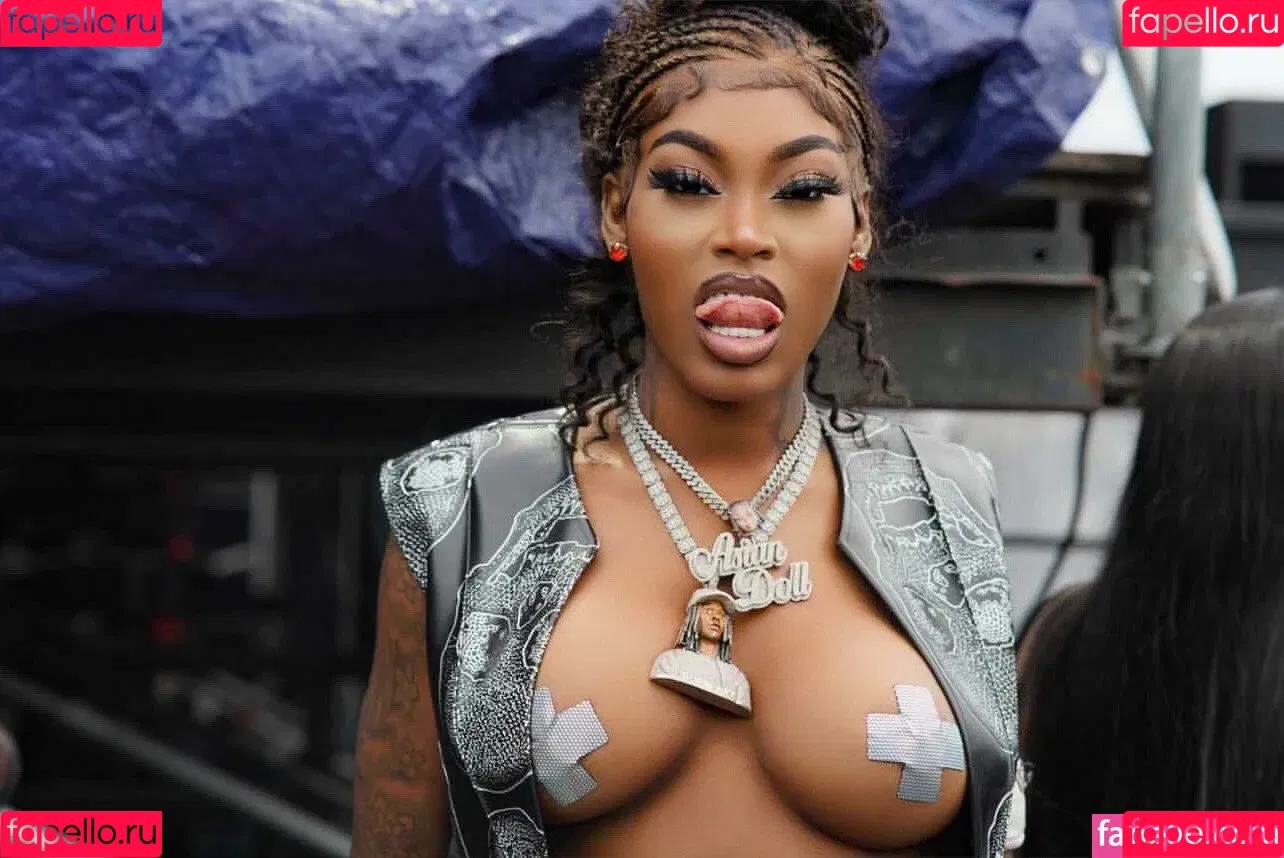 Leaks Nude Asian Doll Onlyfans Photo Gallery - Fapello.ru