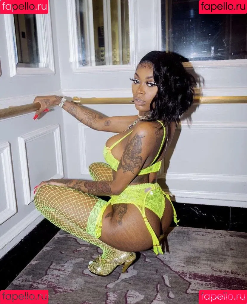 Leaks Nude Asian Doll Onlyfans Photo Gallery - Fapello.ru