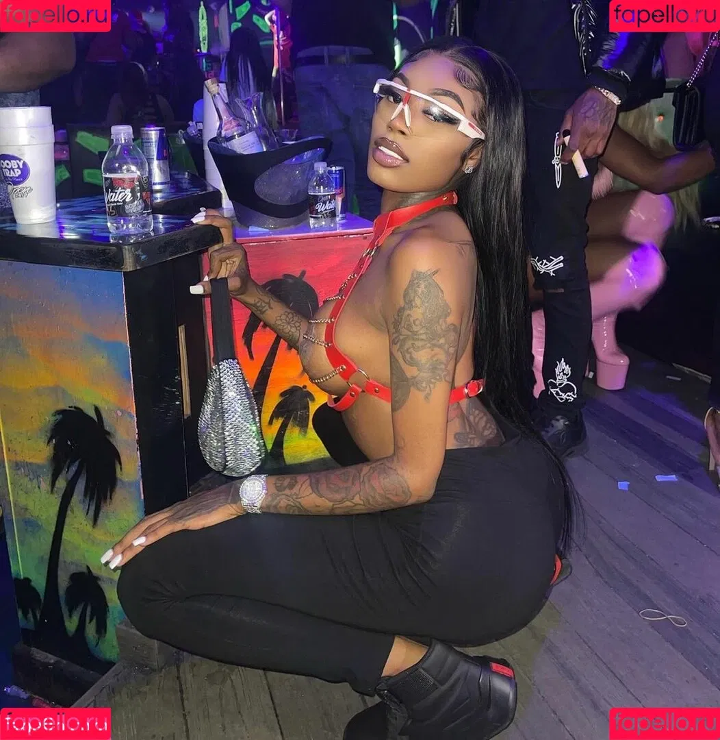 Leaks Nude Asian Doll Onlyfans Photo Gallery - Fapello.ru