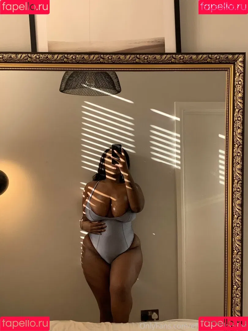 effyflamelondon Onlyfans Photo Gallery 
