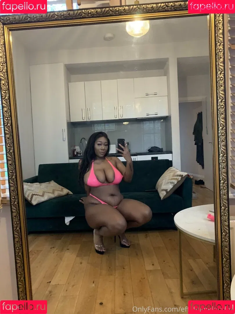 effyflamelondon Onlyfans Photo Gallery 