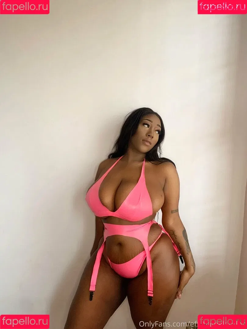effyflamelondon Onlyfans Photo Gallery 