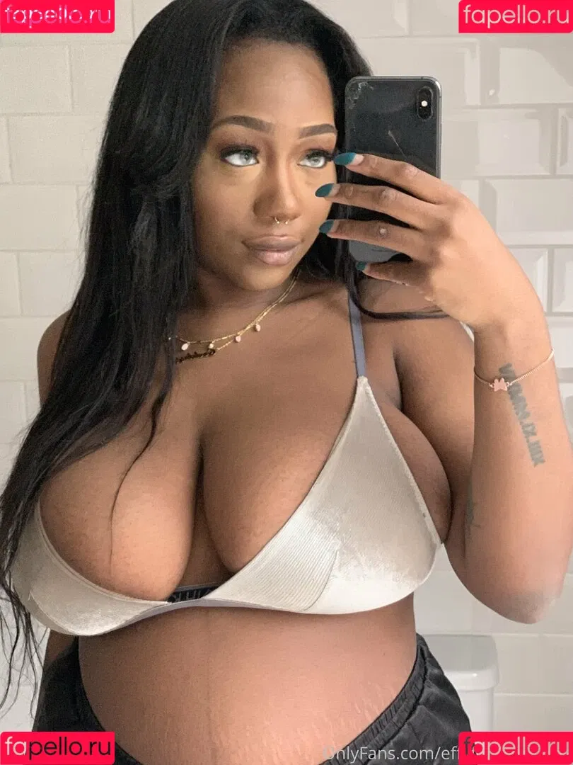 effyflamelondon Onlyfans Photo Gallery 
