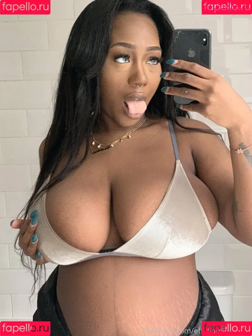 effyflamelondon Onlyfans Photo Gallery 