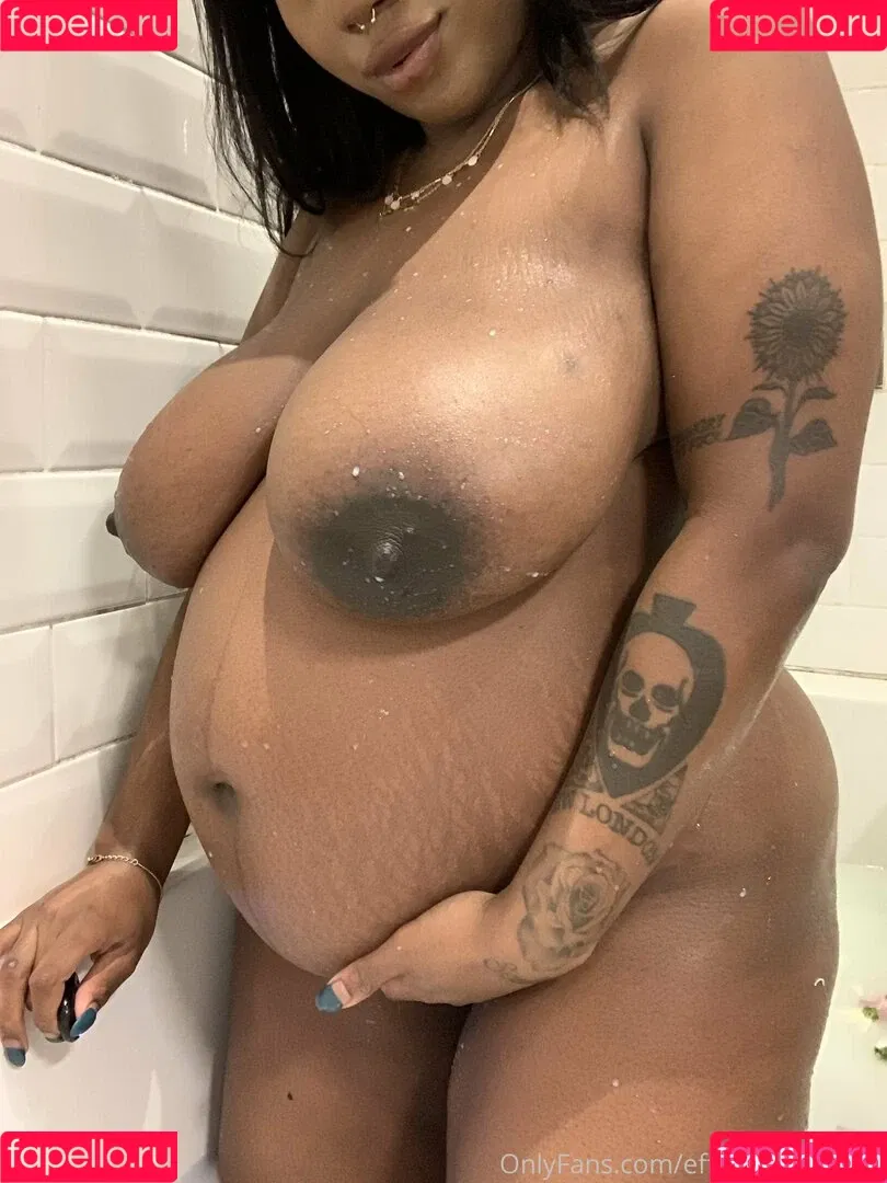 effyflamelondon Onlyfans Photo Gallery 