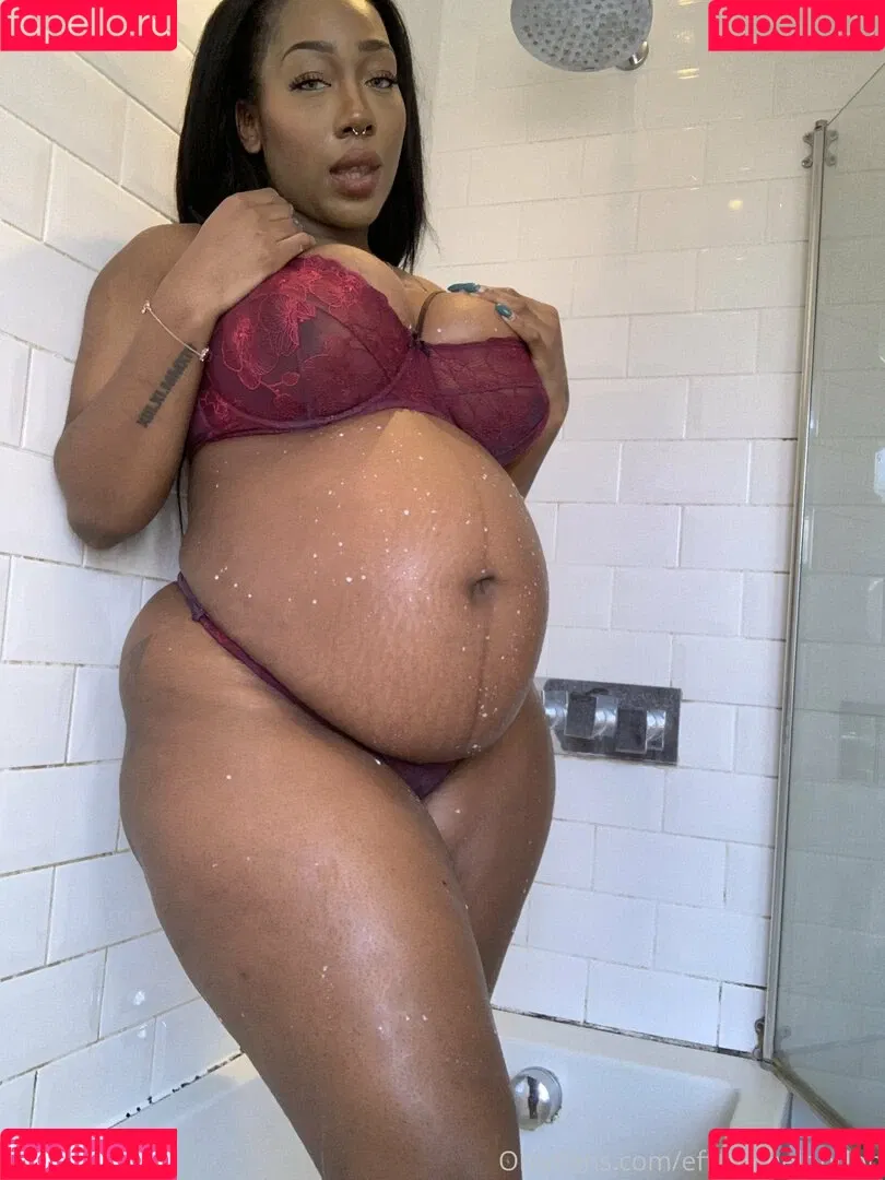 effyflamelondon Onlyfans Photo Gallery 