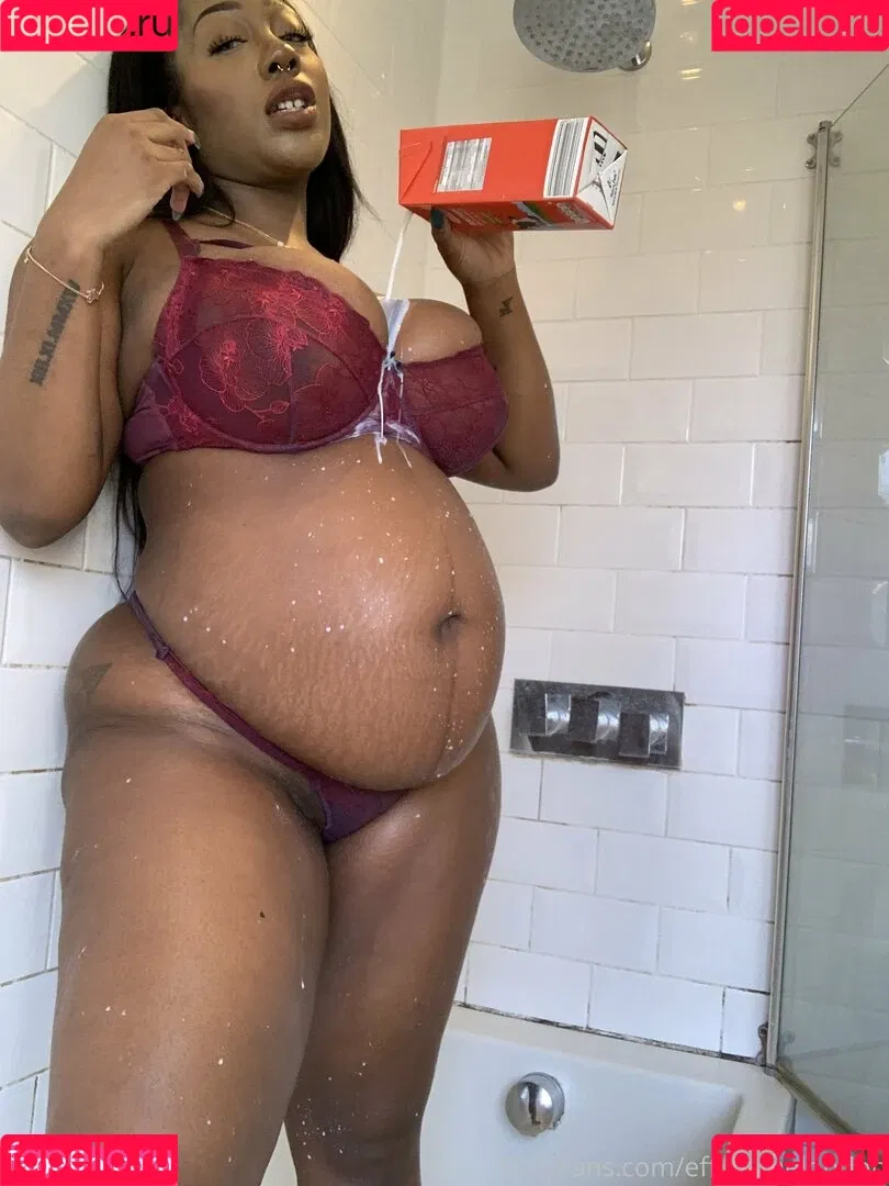 effyflamelondon Onlyfans Photo Gallery 