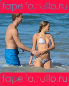 Samara Weaving Onlyfans Photo Gallery 
