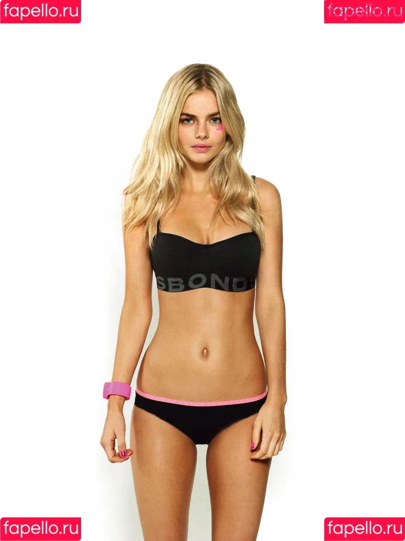 Samara Weaving Onlyfans Photo Gallery 