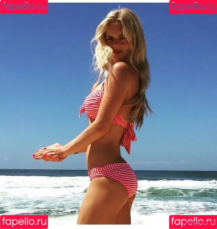 Samara Weaving Onlyfans Photo Gallery 