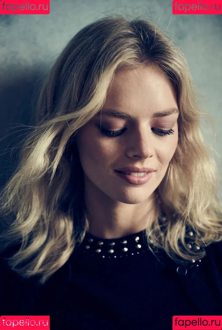 Samara Weaving Onlyfans Photo Gallery 