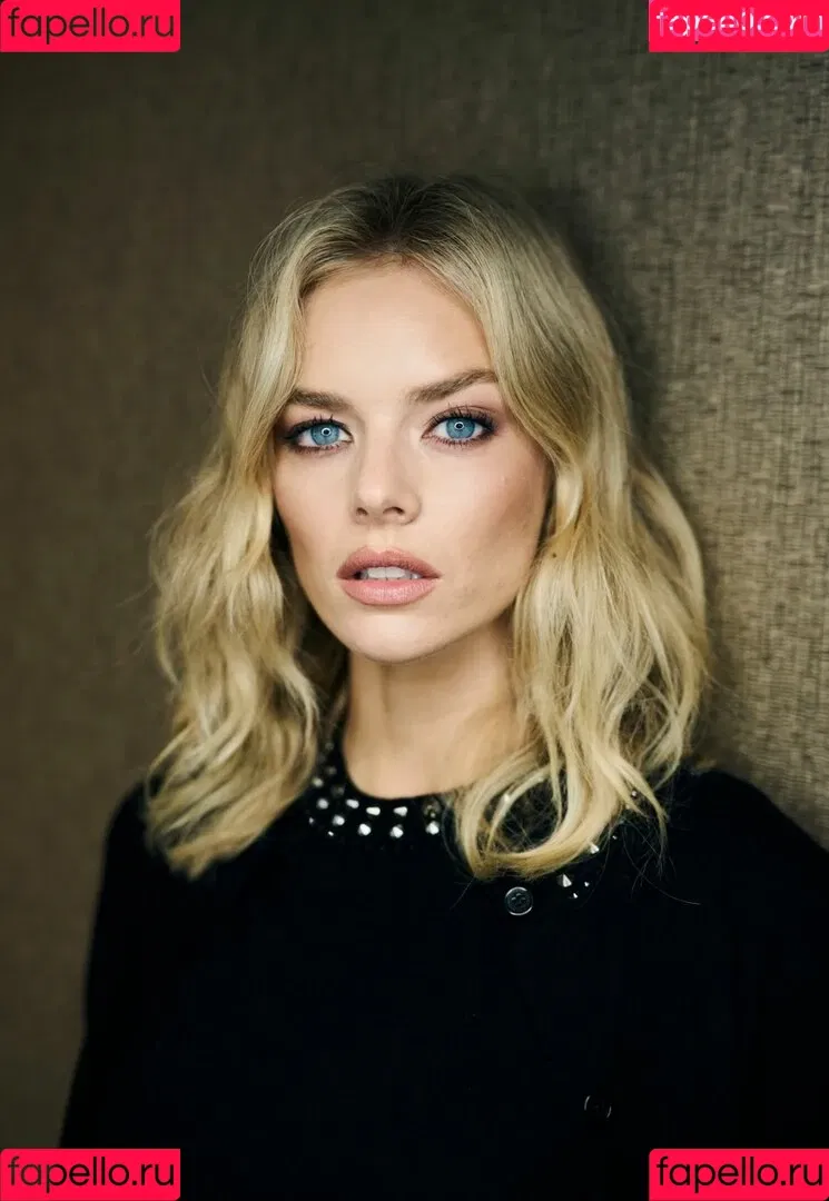 Samara Weaving Onlyfans Photo Gallery 