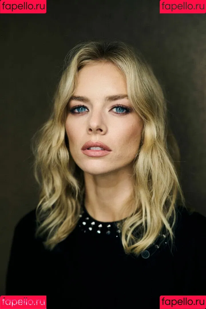 Samara Weaving Onlyfans Photo Gallery 