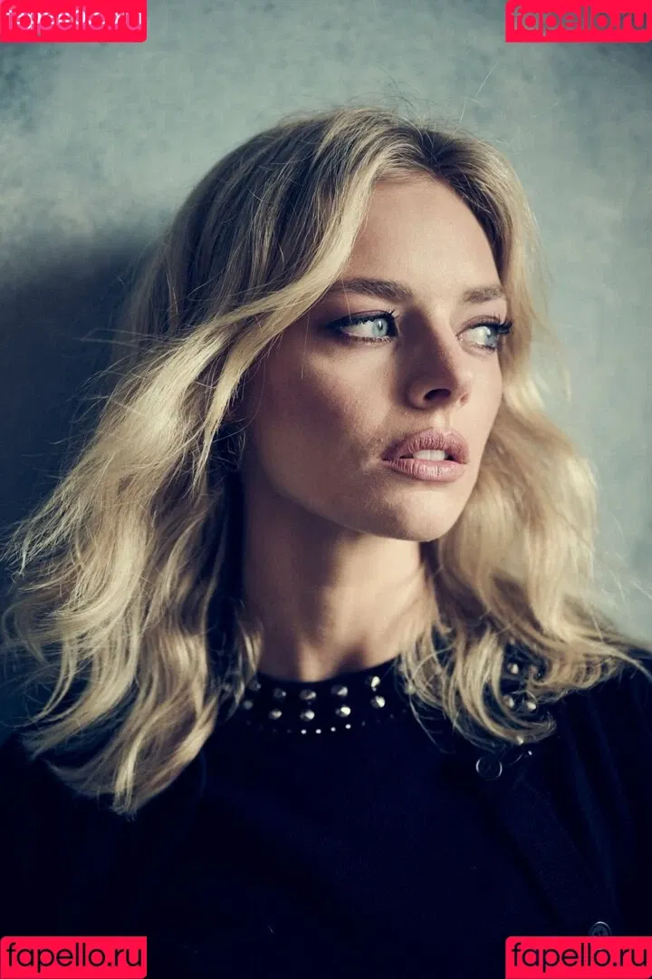 Samara Weaving Onlyfans Photo Gallery 