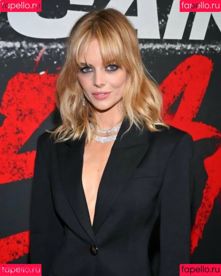 Samara Weaving Onlyfans Photo Gallery 