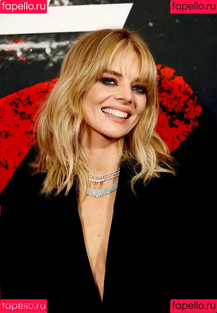 Samara Weaving Onlyfans Photo Gallery 