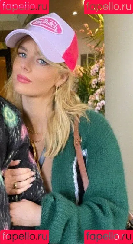 Samara Weaving Onlyfans Photo Gallery 