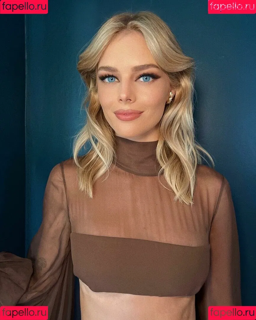 Samara Weaving Onlyfans Photo Gallery 