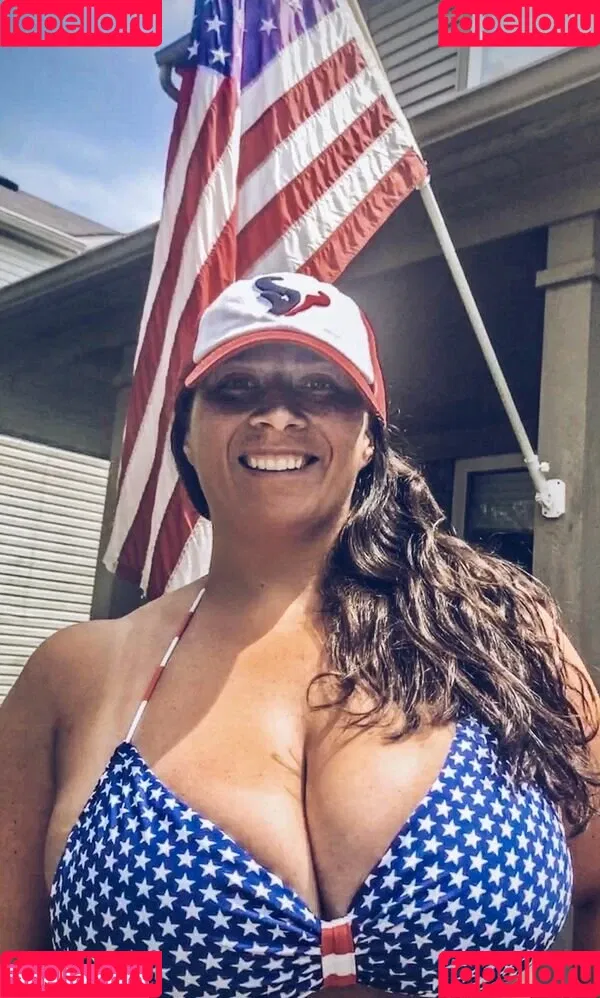 Chivettes Onlyfans Photo Gallery 