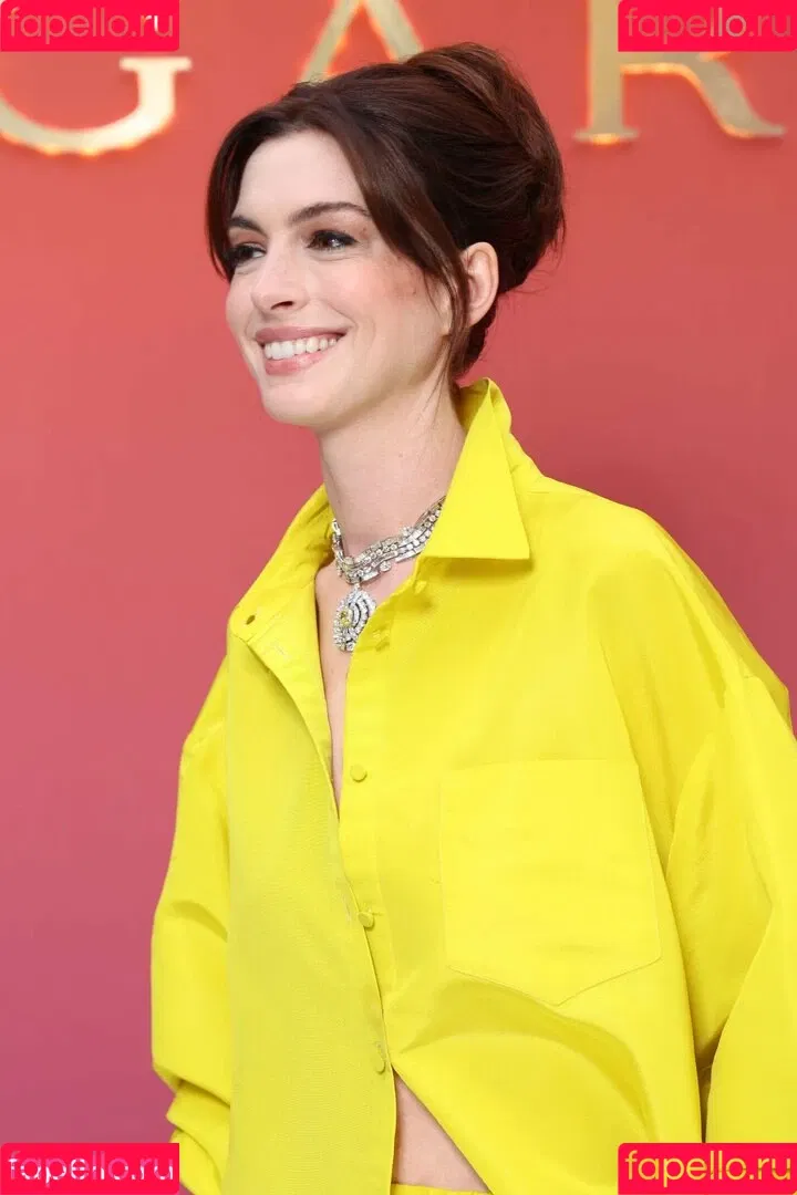 Anne Hathaway Onlyfans Photo Gallery 