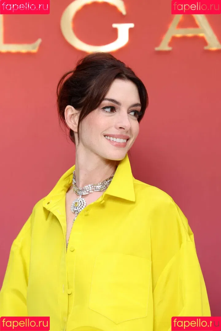 Anne Hathaway Onlyfans Photo Gallery 