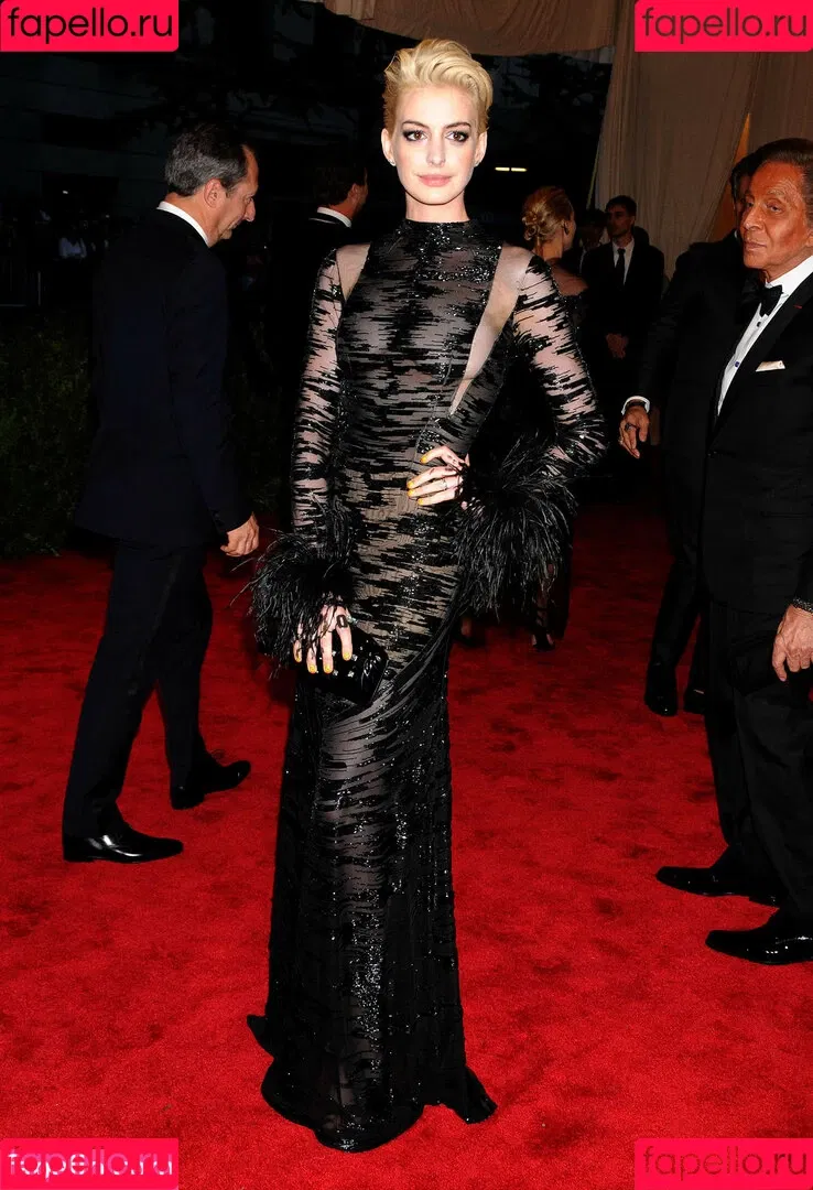 Anne Hathaway Onlyfans Photo Gallery 