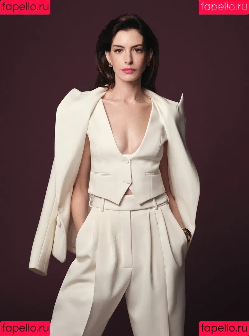 Anne Hathaway Onlyfans Photo Gallery 
